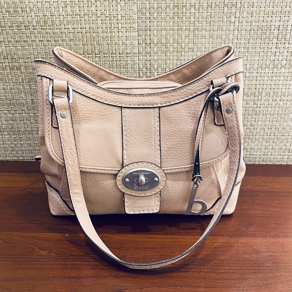 boc | Bags | 2xhpnwot Boc Beige Faux Leather Shoulder Bag | Poshmark